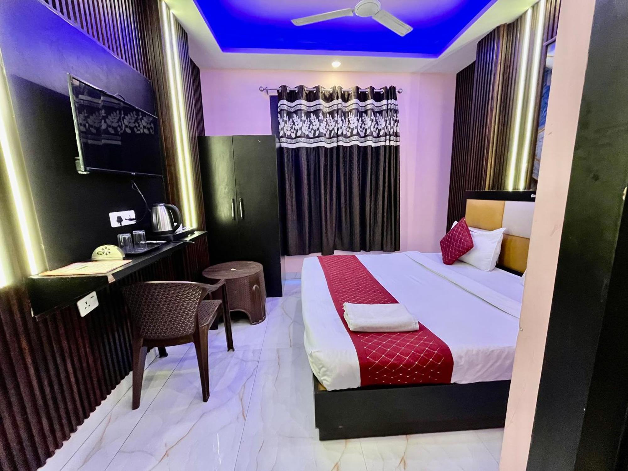 Jupiter Plaza Grand *