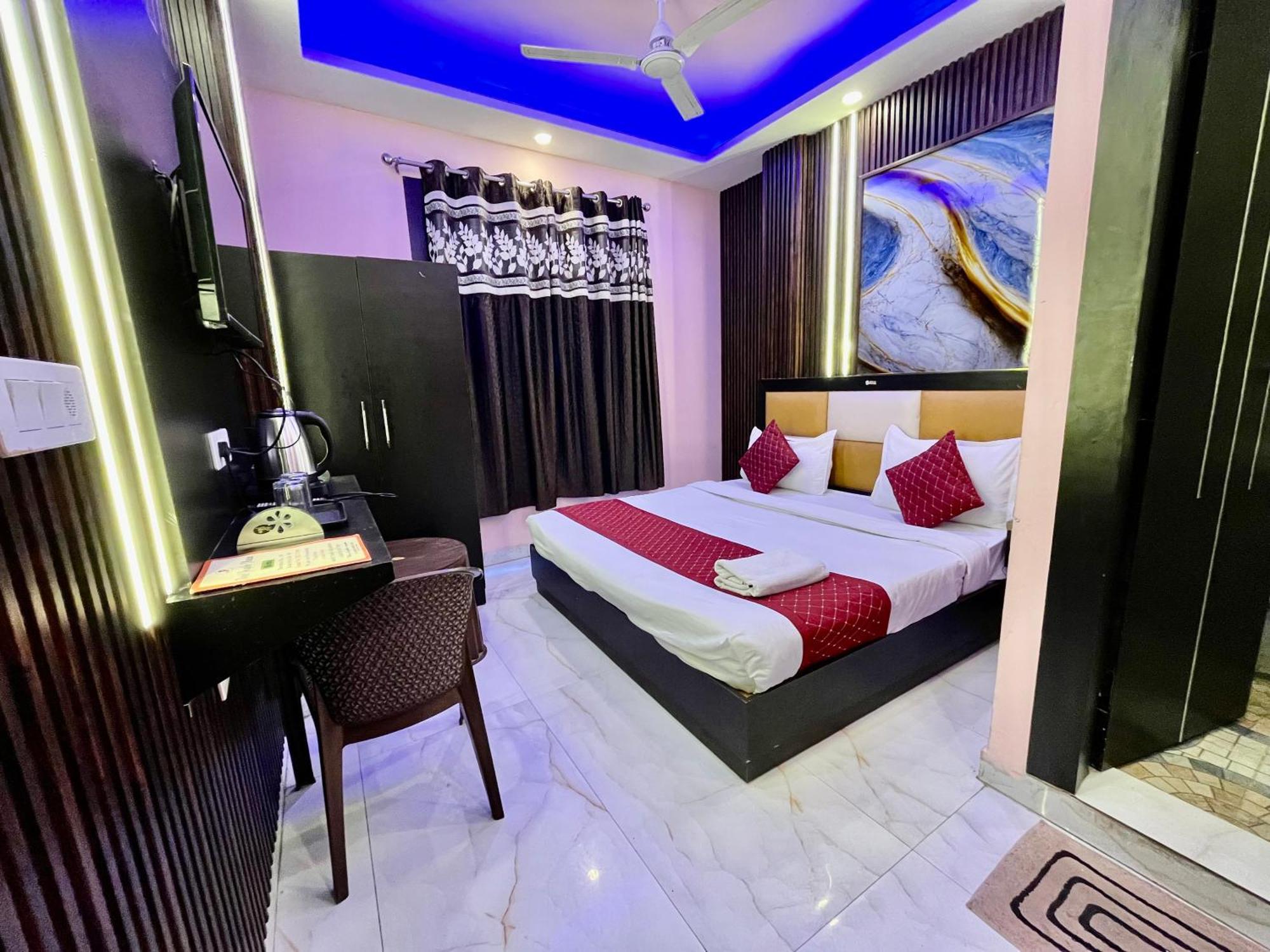 Jupiter Plaza Grand *