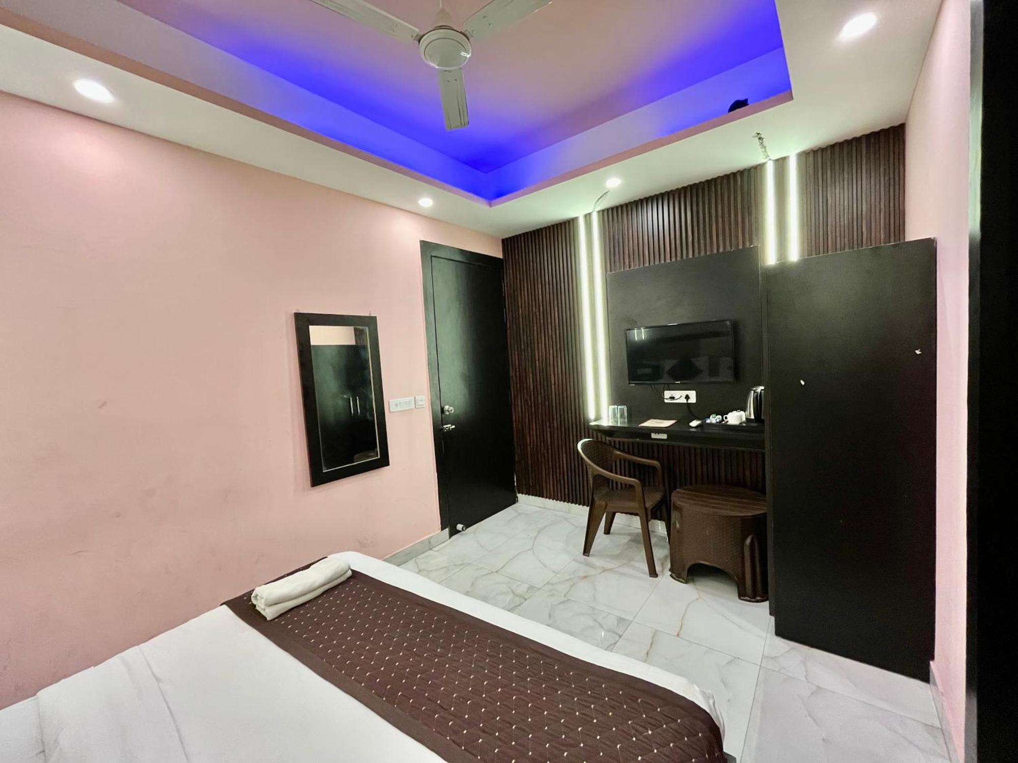Hotel Jupiter Plaza Grand New Delhi